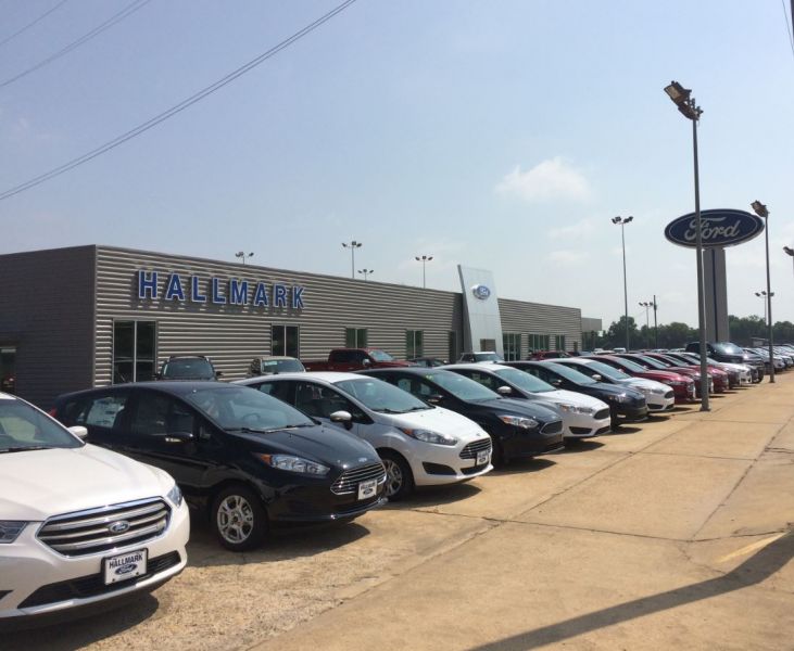 Hallmark Ford | Batesville, MS